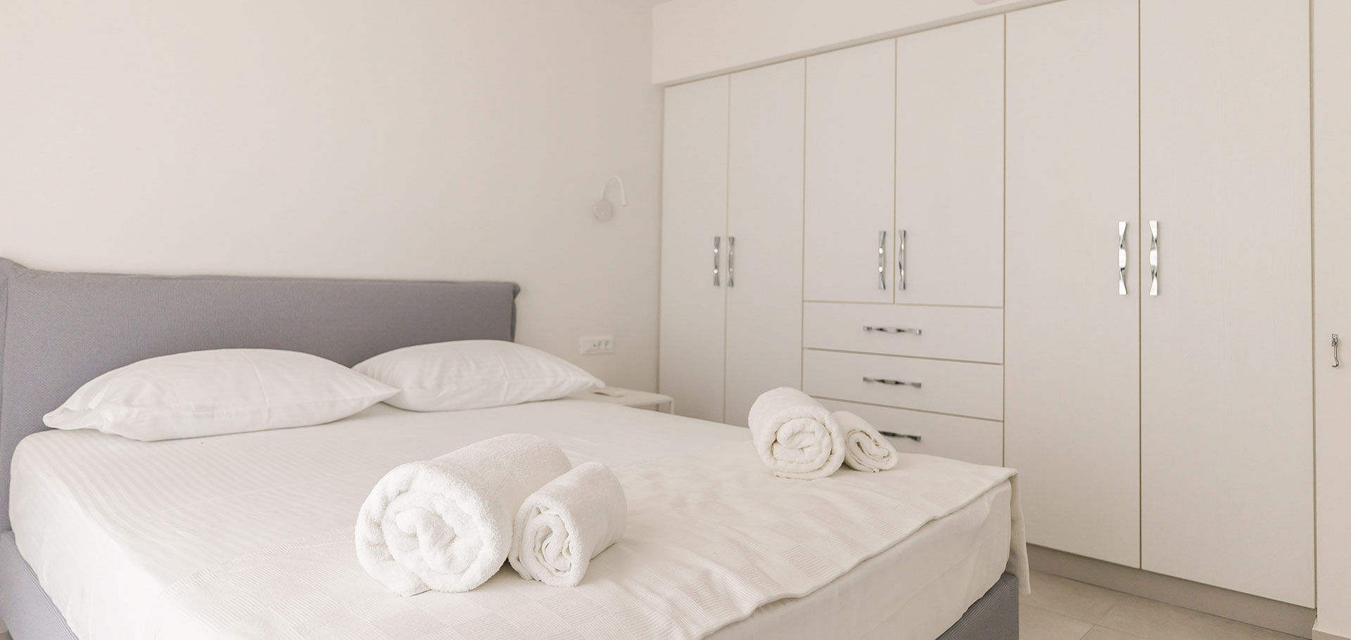 Nima Sifnos Residences - Το υπνοδωμάτιο του διαμερίσματος Comfort