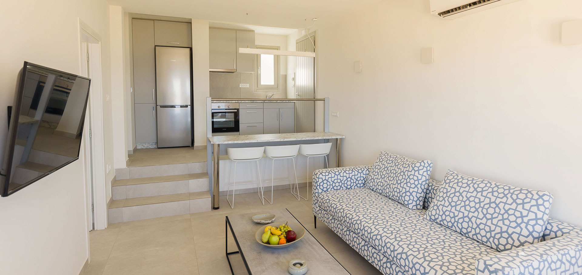 Διαμέρισμα Executive με καθιστικό και κουζίνα στο Sifnos Nima Residences