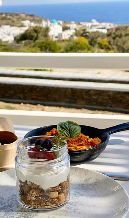Πρωινό στο Nima Sifnos Residences